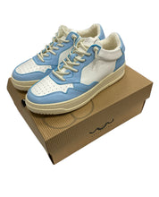 Lade das Bild in den Galerie-Viewer, OS1811 Sky Blue OOG Leder Sneakers
